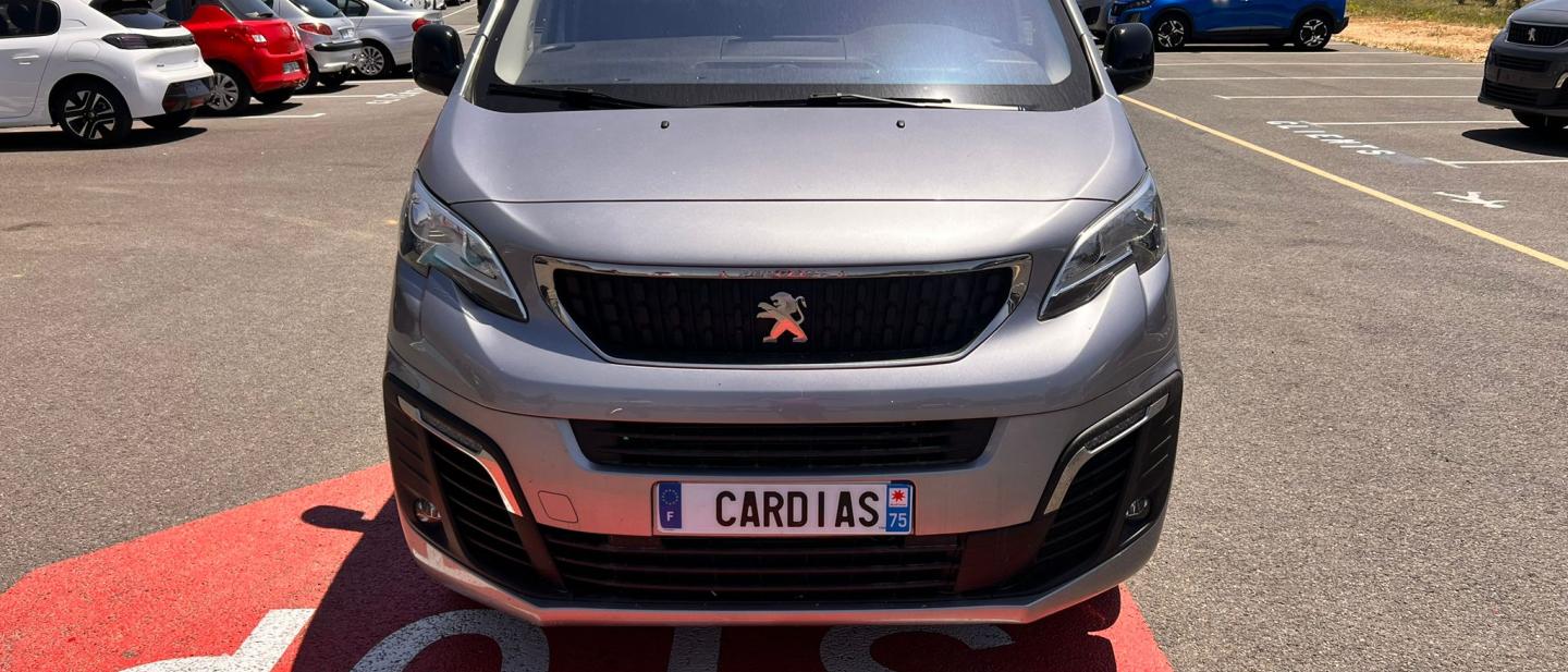 Modifier PEUGEOT TRAVELLER COMBI 2.0 HDI 150 CV BVM6 - VAN, Gris, Diesel, Manuelle, 6, Traction AV, 5, 8